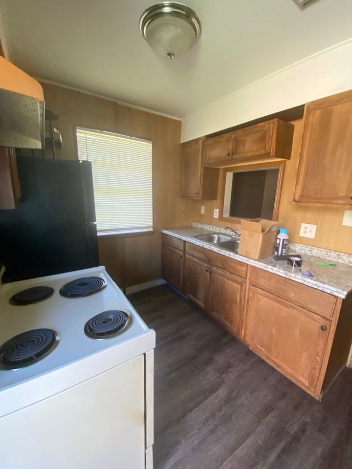 103 Barracks St #B - Photo 7 of 10