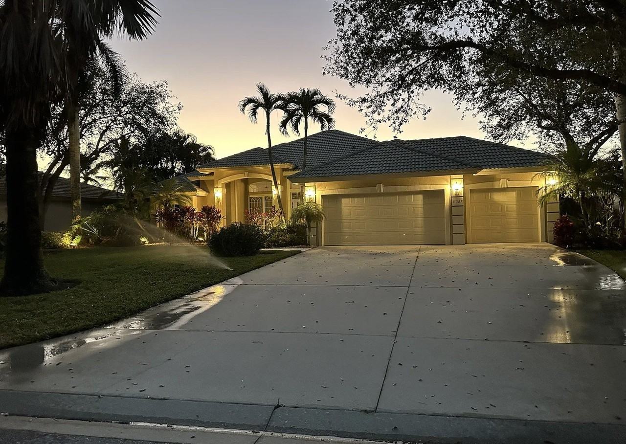 11327 Longshore Way E - Photo 7 of 20