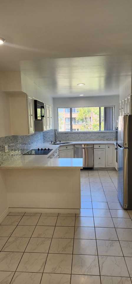303 N Swall Dr #301 - Photo 3 of 13