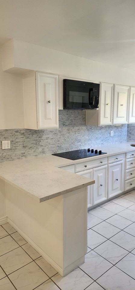 303 N Swall Dr #301 - Photo 4 of 13