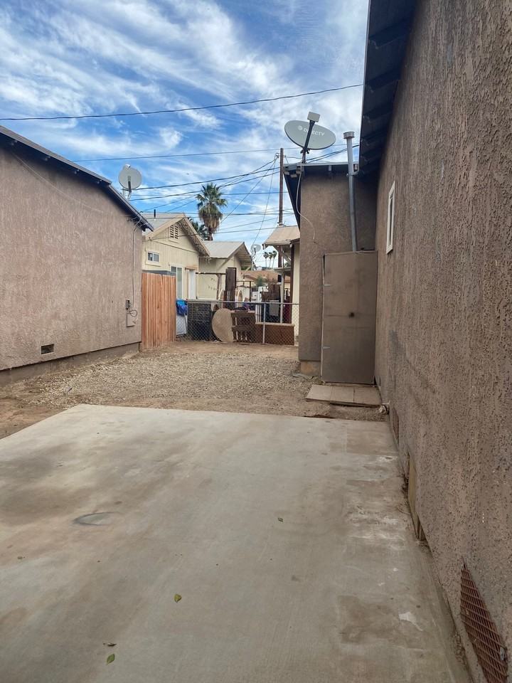 415 H St - Photo 6 of 6