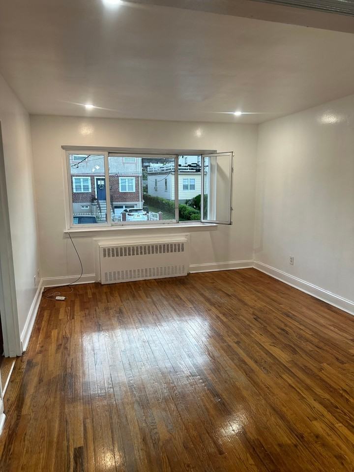 231 Barnes Ave #1 - Photo 2 of 5