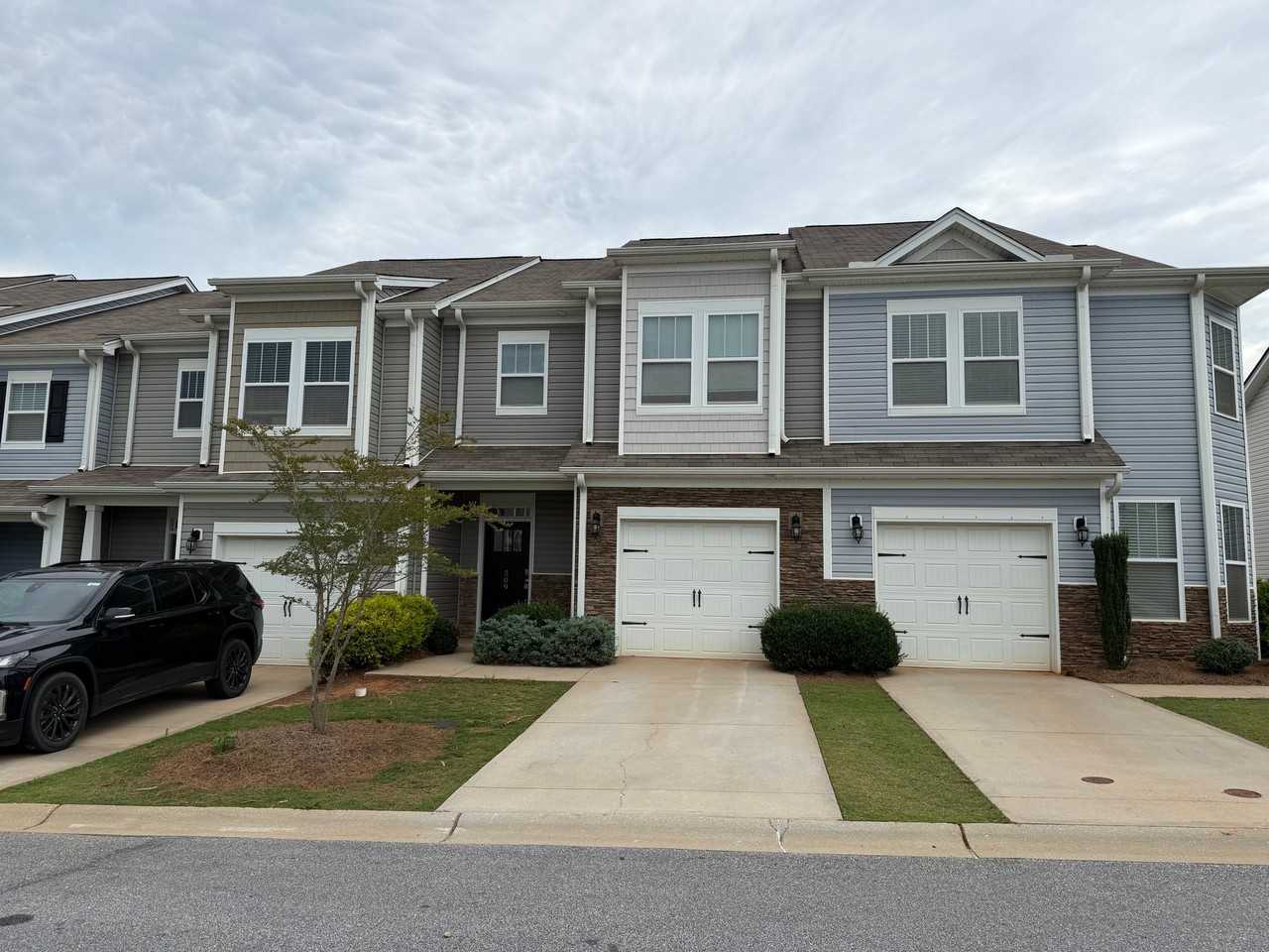 309 Yellow Fox Rd - Photo 4 of 23