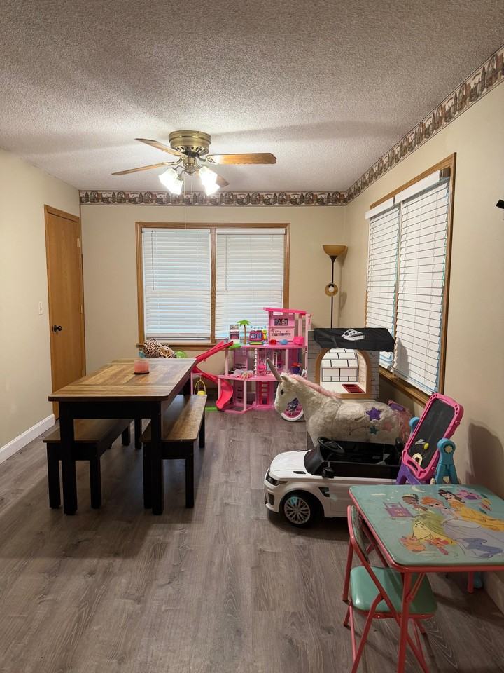 821 W Spruce St #A - Photo 2 of 14
