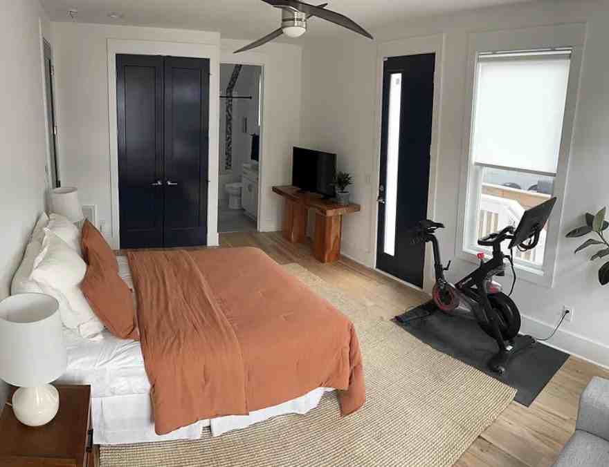2020 9th Ave N #A - Photo 7 of 20