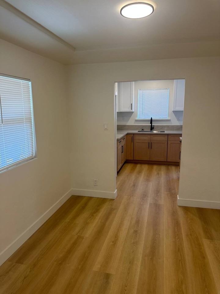 417 S Fremont Ave - Photo 3 of 10