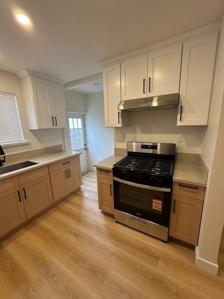 417 S Fremont Ave - Photo 5 of 10
