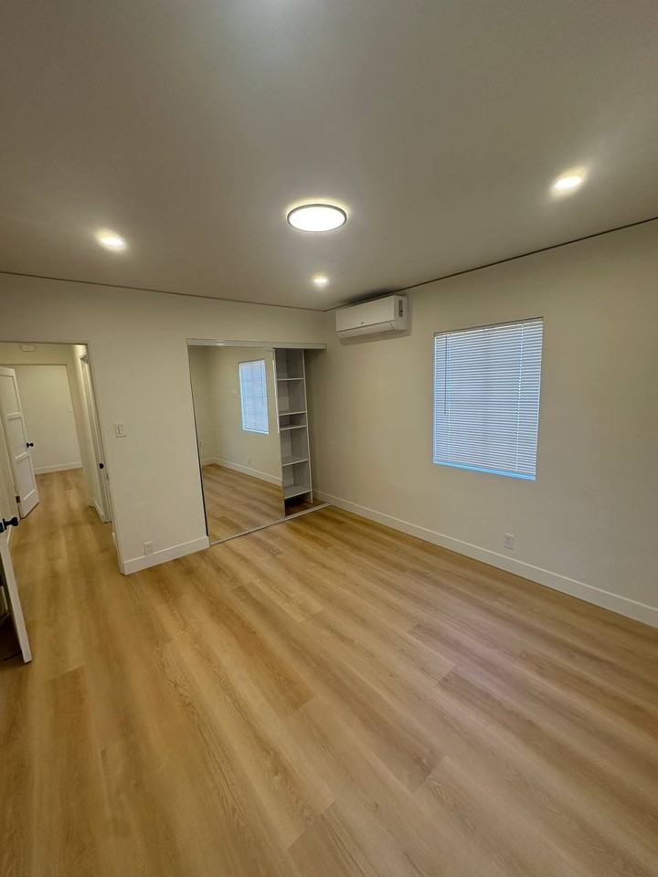 417 S Fremont Ave - Photo 7 of 10
