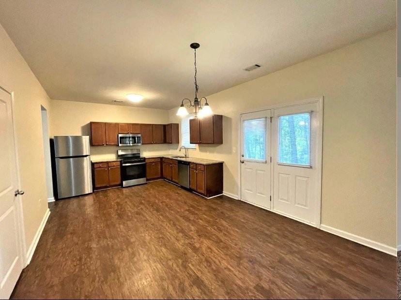 2495 Valley Creek Dr #A11 - Photo 5 of 10