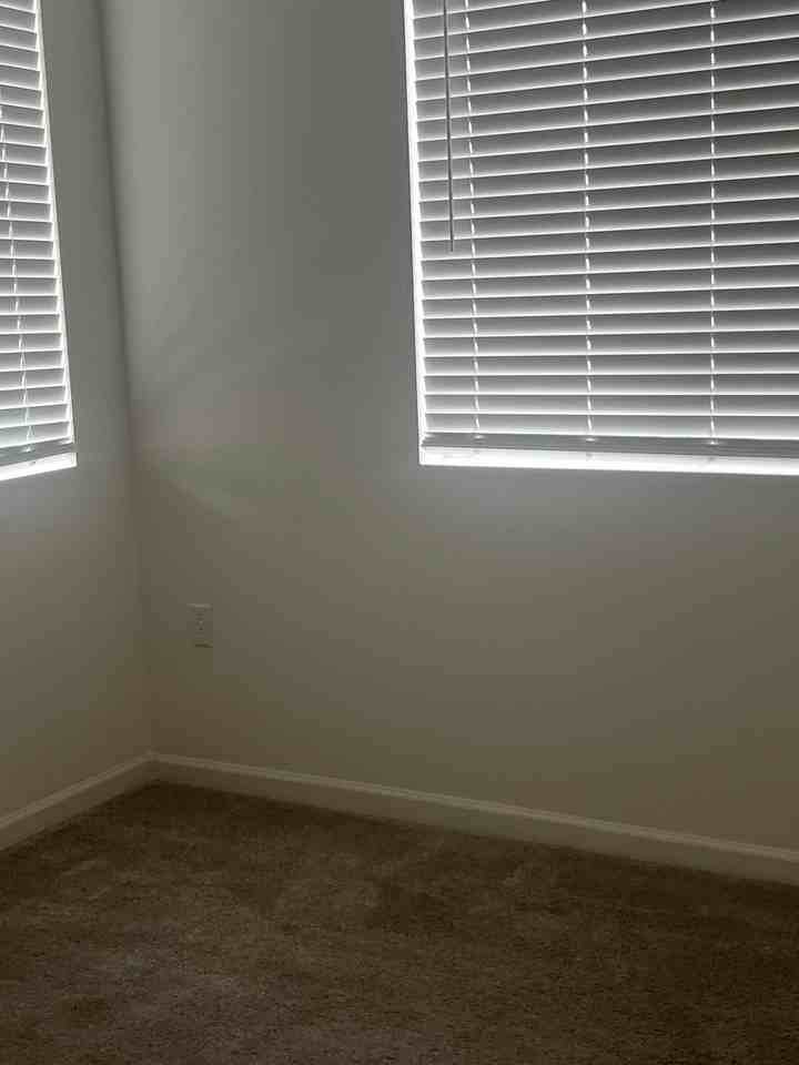 16306 Ridgehaven Dr - Photo 2 of 11