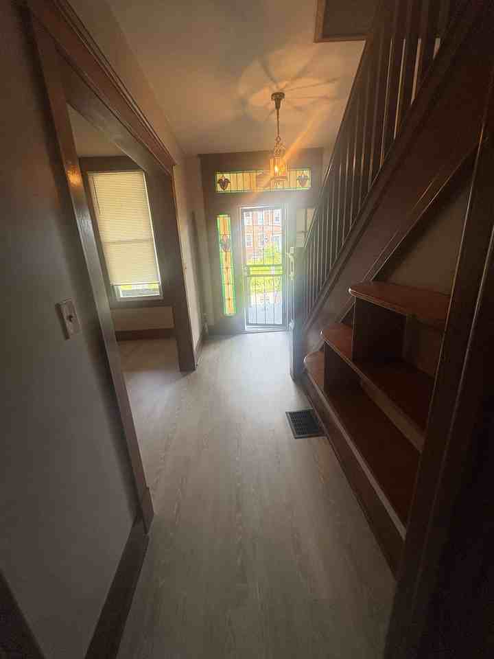2906 Presbury St - Photo 3 of 20