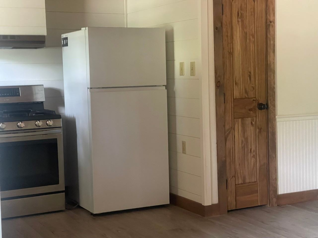 2100 E Main St - Photo 2 of 17