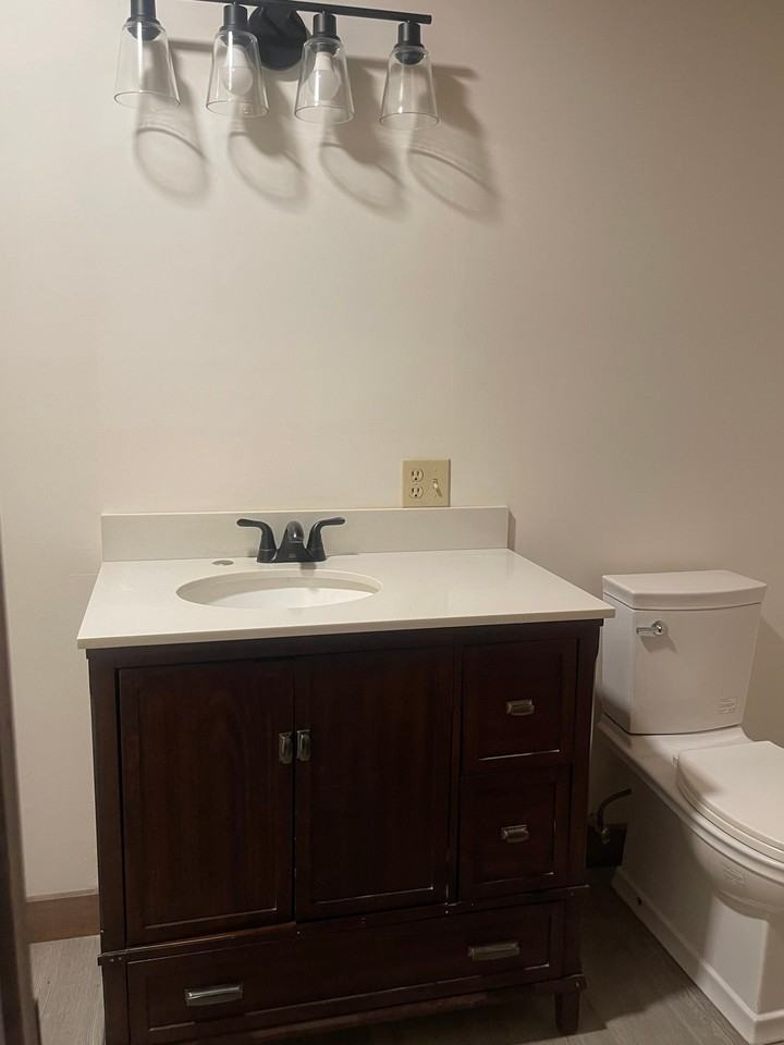2100 E Main St - Photo 5 of 17