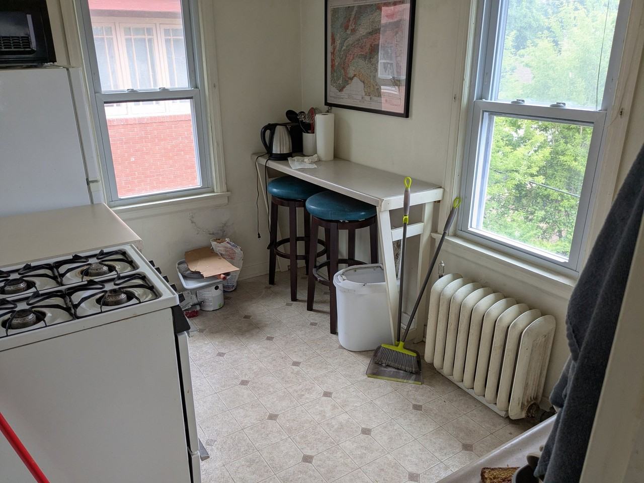 2016 Kendall Ave #2B - Photo 2 of 3