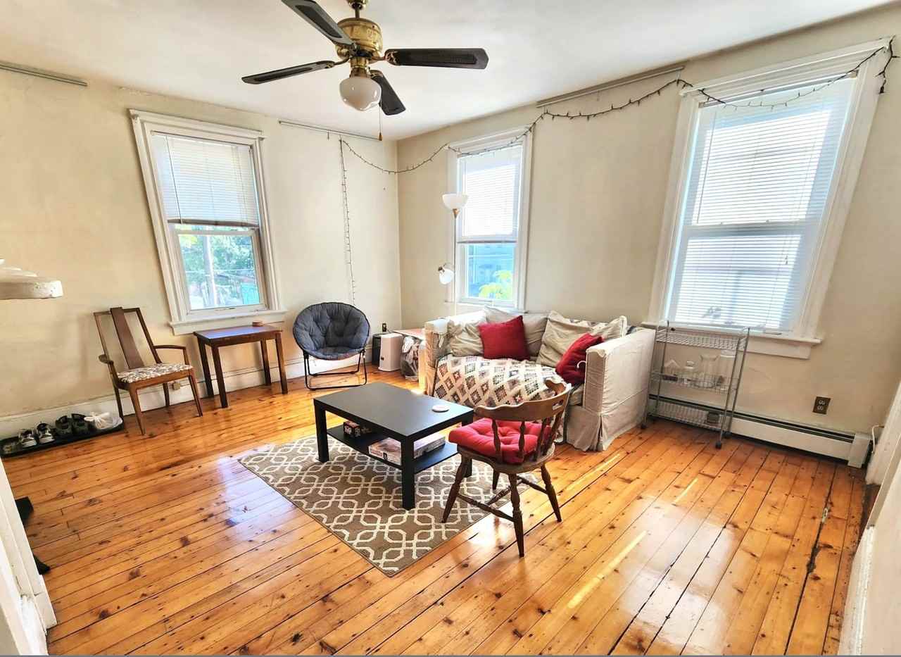 40 E Transit St - Photo 2 of 7