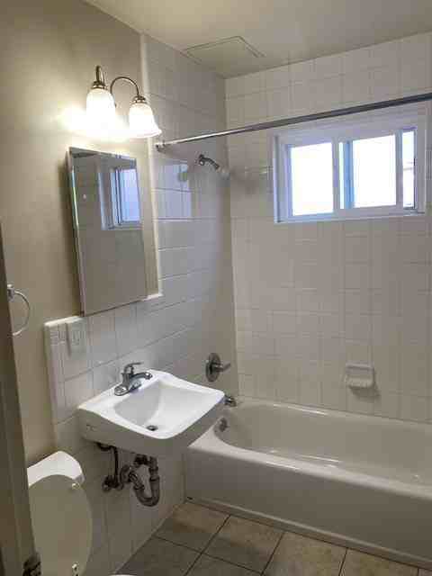 249 Pamela Ave #4 - Photo 4 of 6