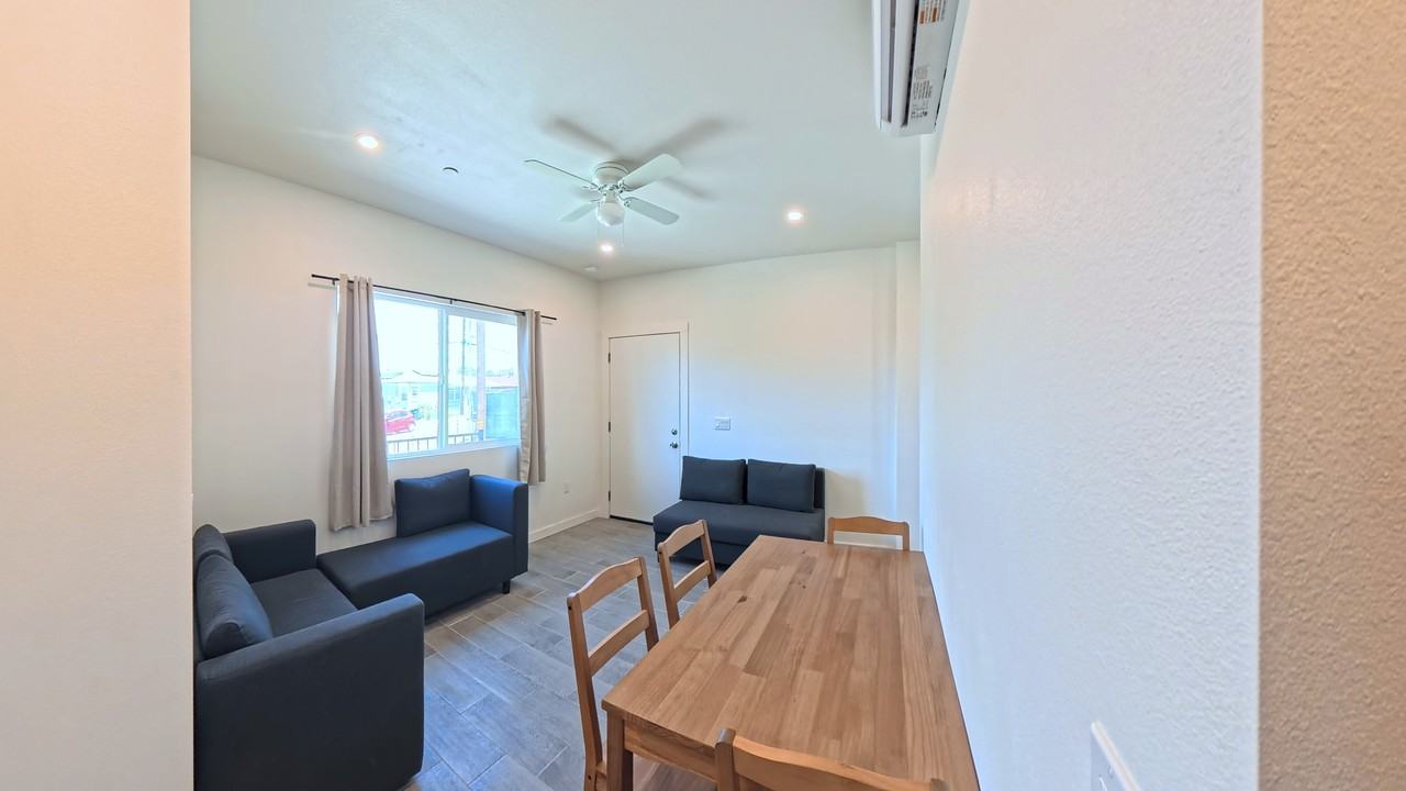 851 Winston Drive - Photo 4 of 14