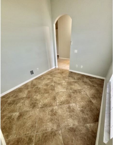 1405 Sw Trafalgar Pkwy - Photo 6 of 40