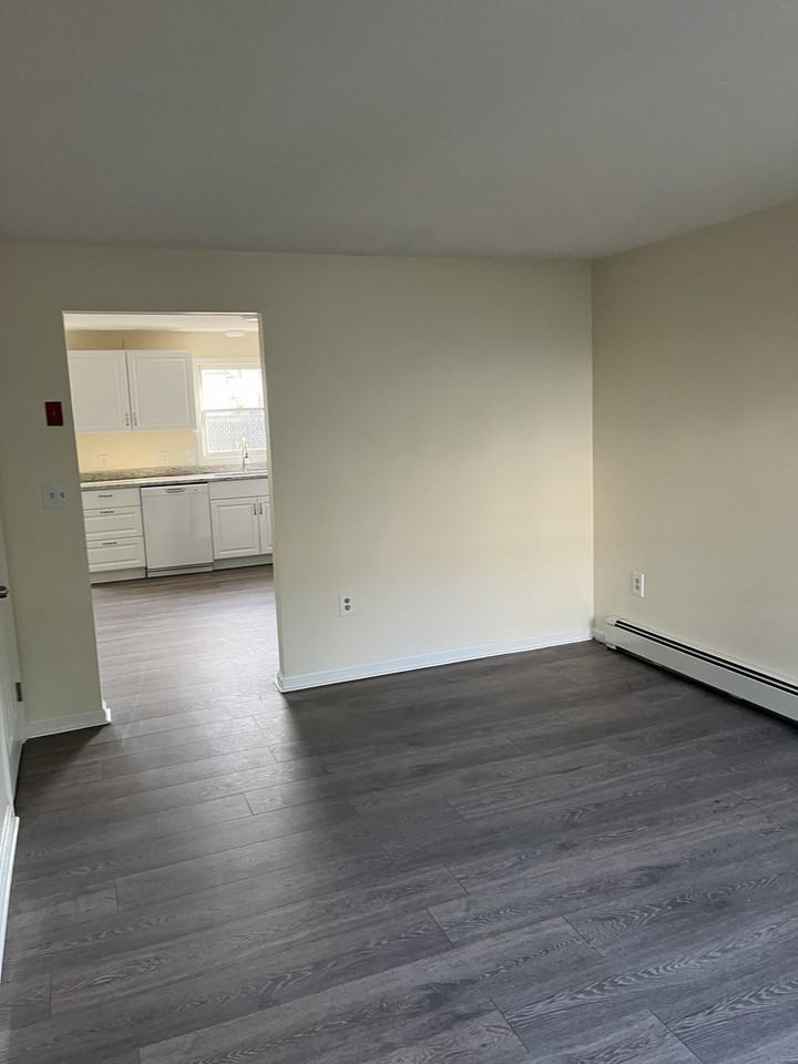 157 3rd St #1 - Photo 3 of 12