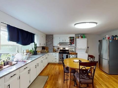 57 Newbury St #2 - Photo 4 of 16