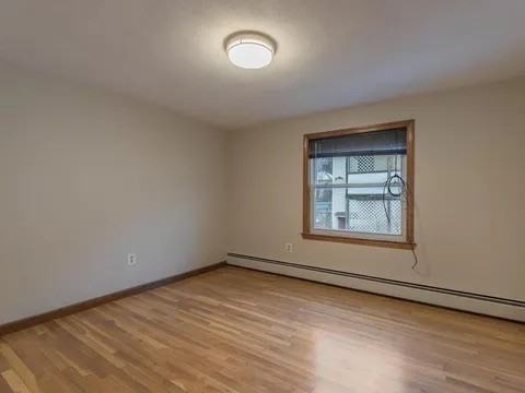 57 Newbury St #2 - Photo 6 of 16