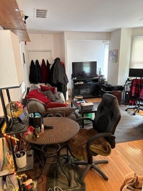 748 S 3rd St #2F - Photo 3 of 7