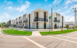 featured image of 16955 Sw 100th Ave #1-01