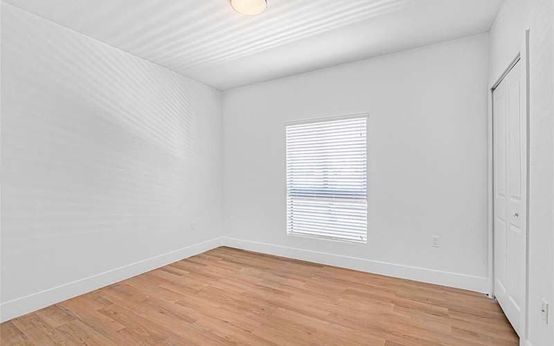 16955 Sw 100th Ave #1-01 - Photo 6 of 9