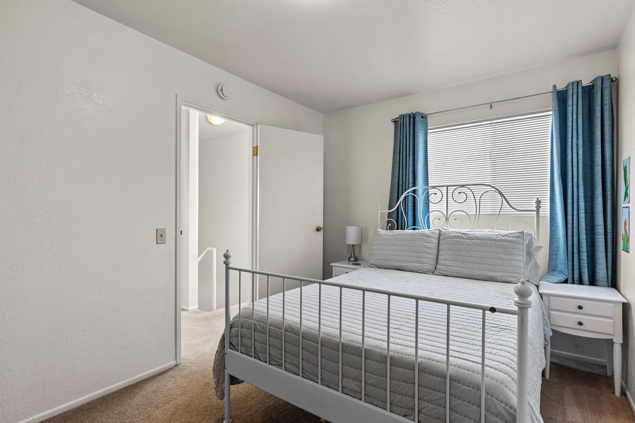 537 W Ward Ave #B - Photo 6 of 8