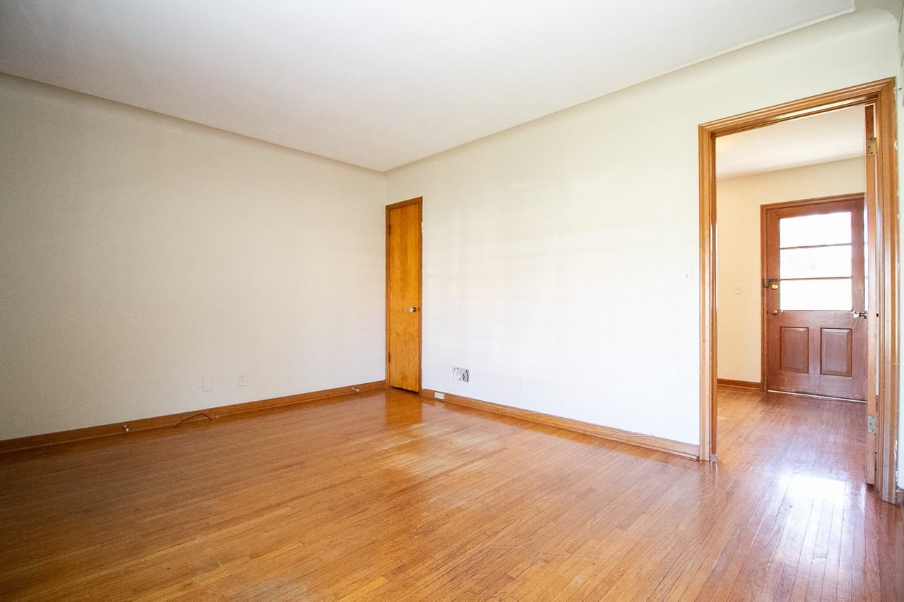 2841 Terrace Downs St #33 - Photo 5 of 17