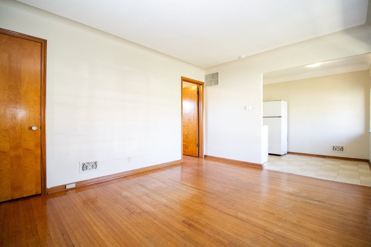2841 Terrace Downs St #33 - Photo 6 of 17
