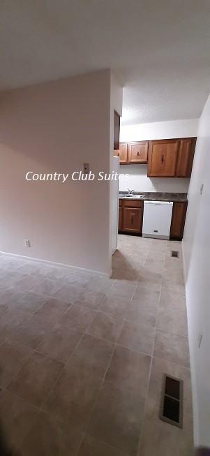 1000 Hespe Dr #101 - Photo 4 of 8