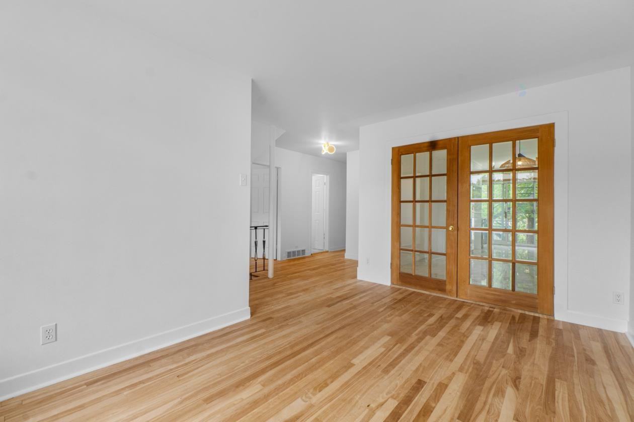 5731 Boulevard Roi-René - Photo 3 of 19