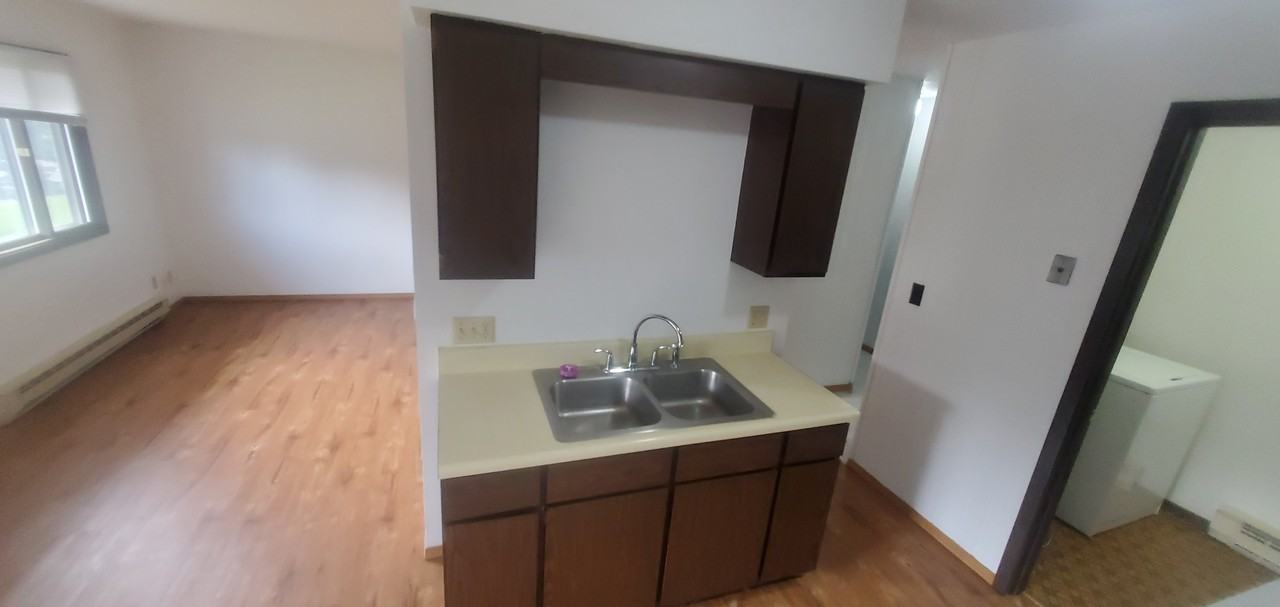 1749 Bainbridge St #2 - Photo 7 of 21
