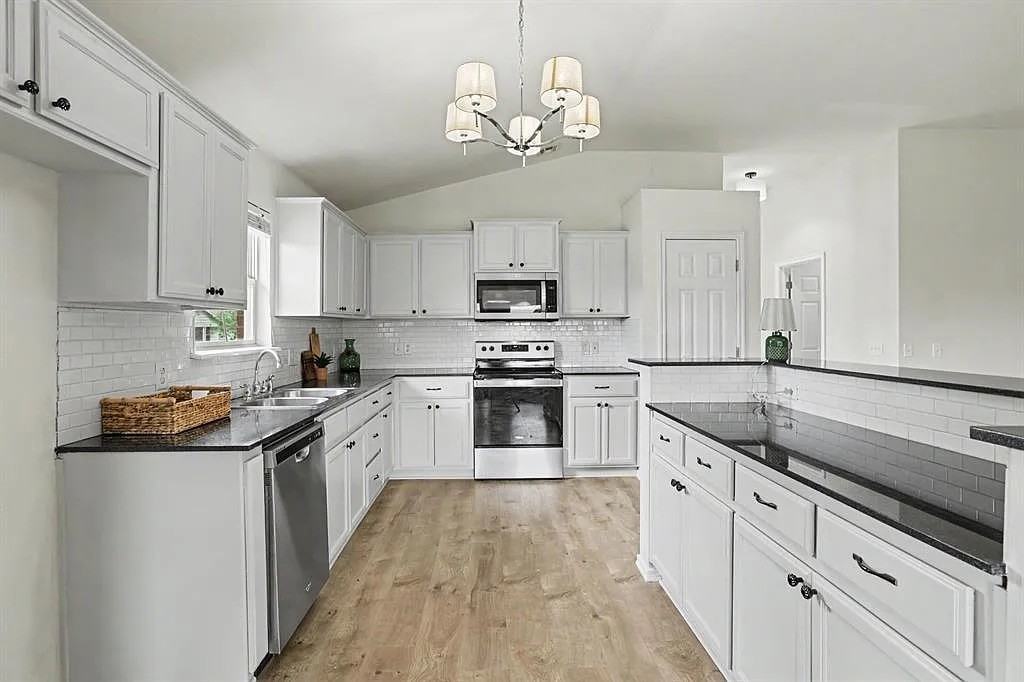2520 Nw 182nd St #NA - Photo 5 of 22