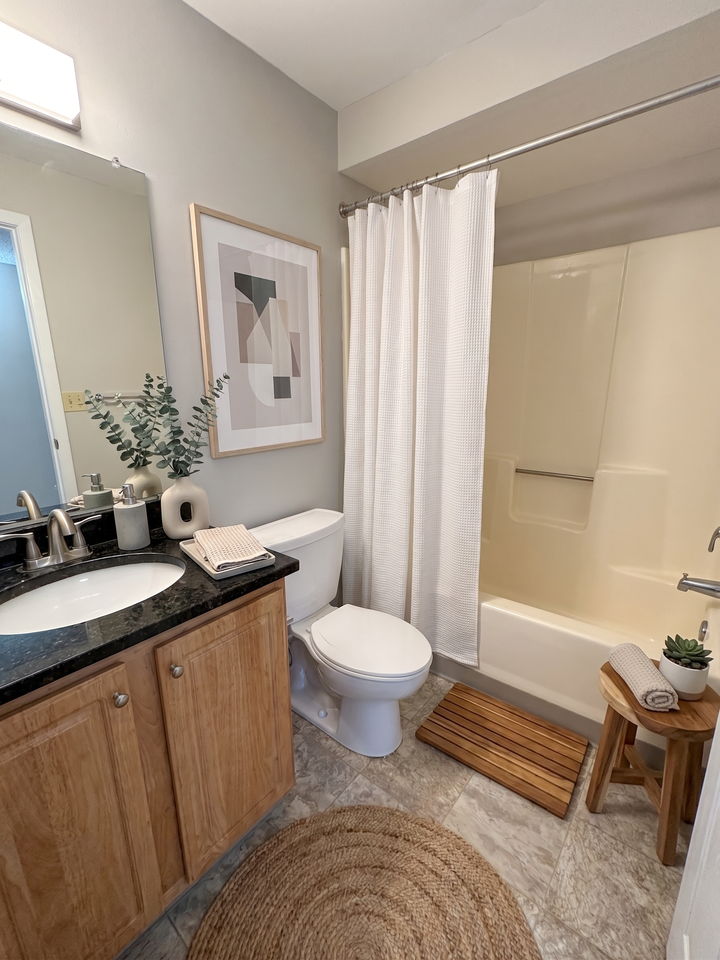 St. Clair Woods Apartments - Photo 6 of 50