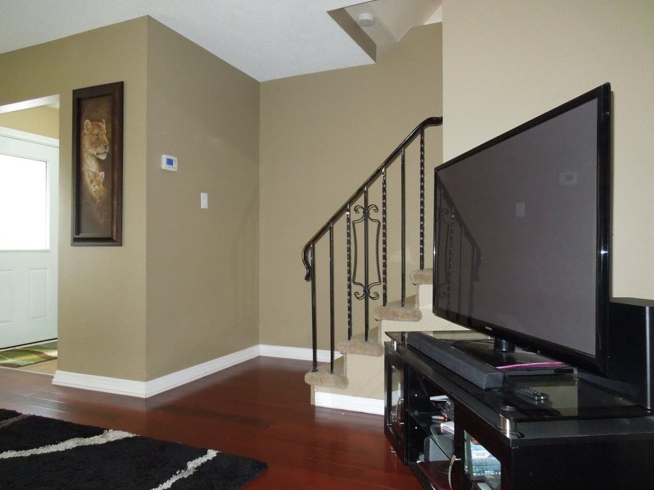 129 Ormond Dr - Photo 3 of 13