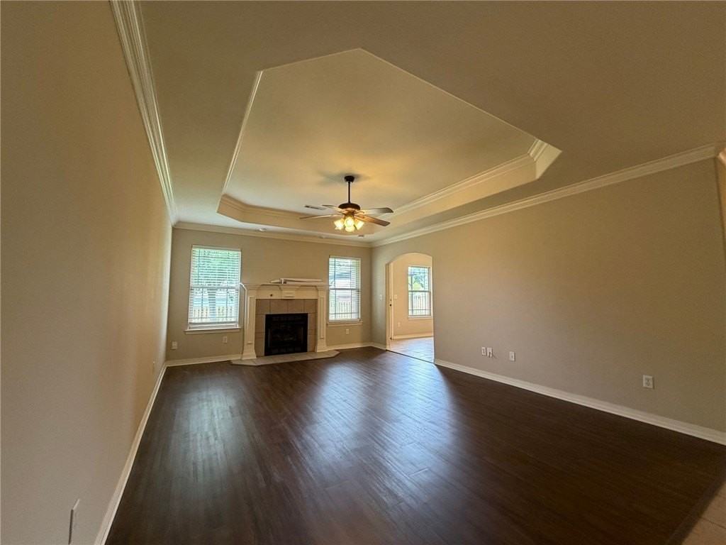 240 Beasley Dr - Photo 3 of 12