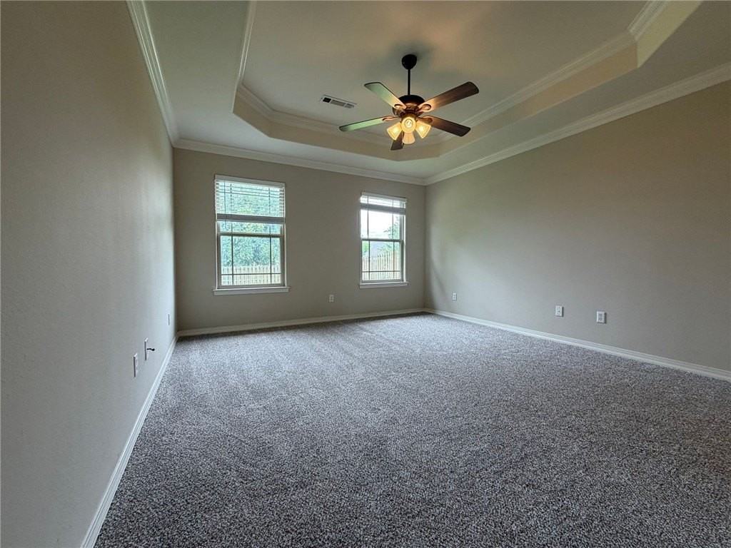 240 Beasley Dr - Photo 4 of 12