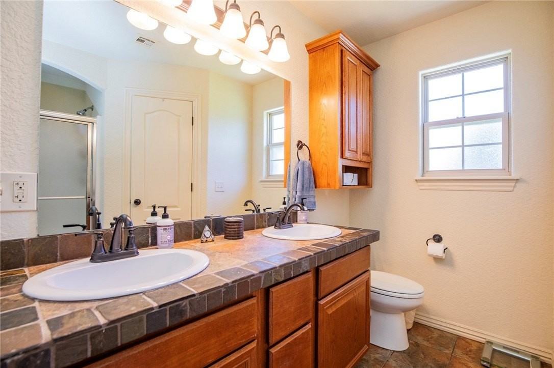 3739 W Mahogany Dr - Photo 4 of 25