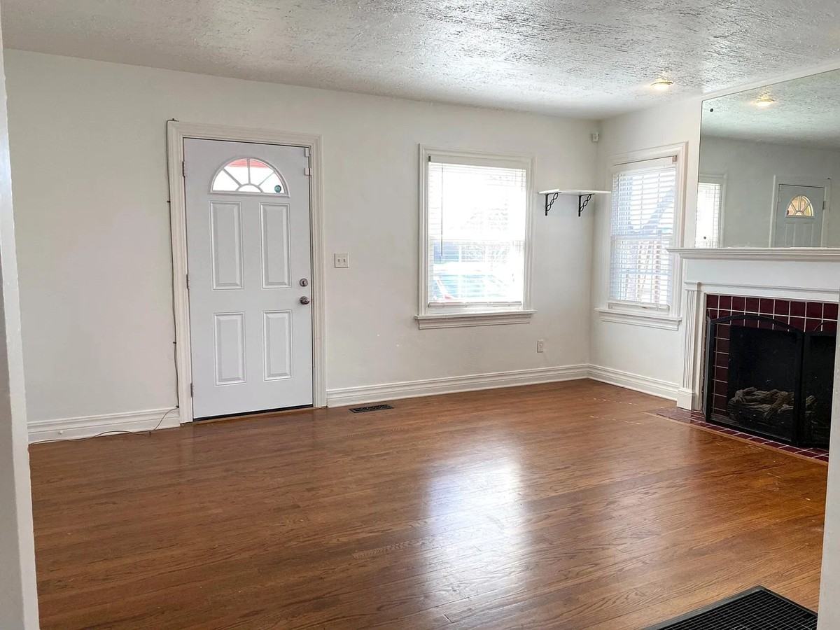 3816 Putnam Heights Blvd #1 - Photo 4 of 14