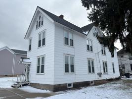 featured image of 35 S 5th Ave Apt 2r