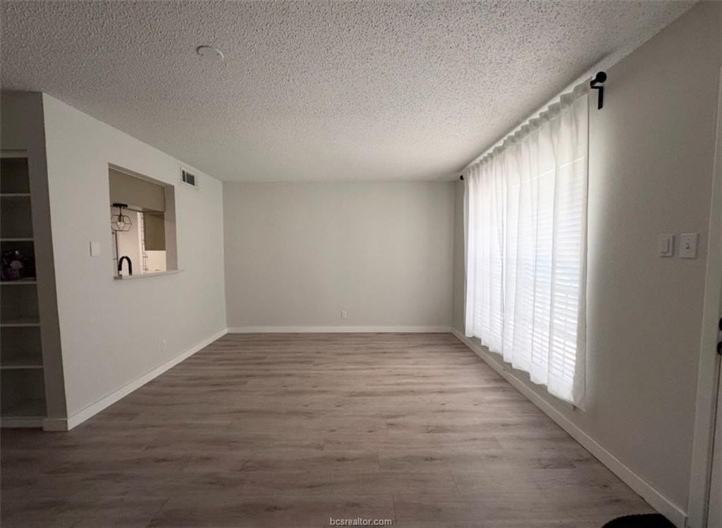 7920 Rockwood Ln #114 - Photo 7 of 30