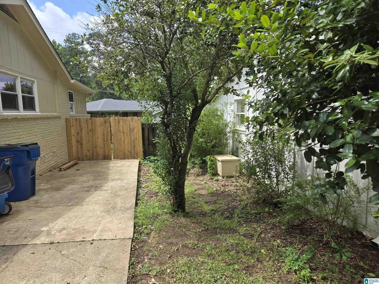 109 Knoll Crest Dr - Photo 3 of 32