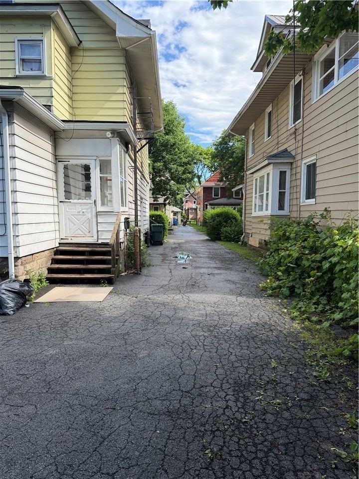 415 Magee Ave #2 - Photo 2 of 14