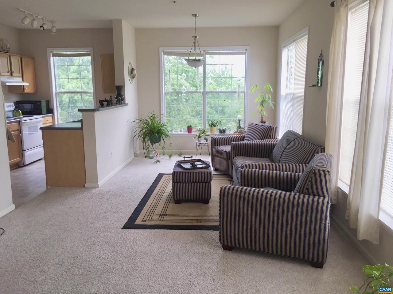 300 Riverbend Dr #2C - Photo 3 of 10