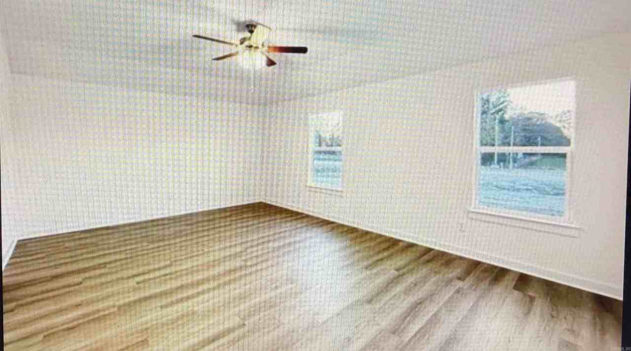 6420 Newark Dr - Photo 6 of 6