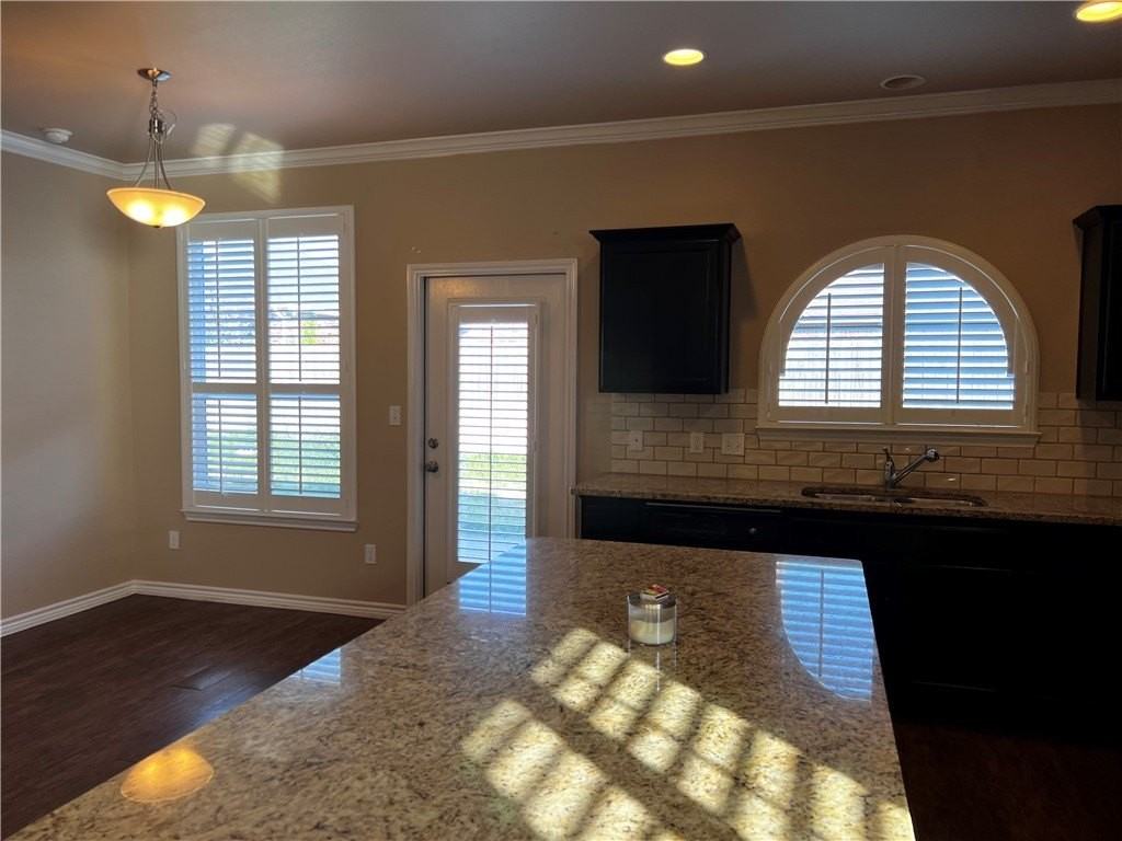 3722 Ahuja Dr - Photo 4 of 17