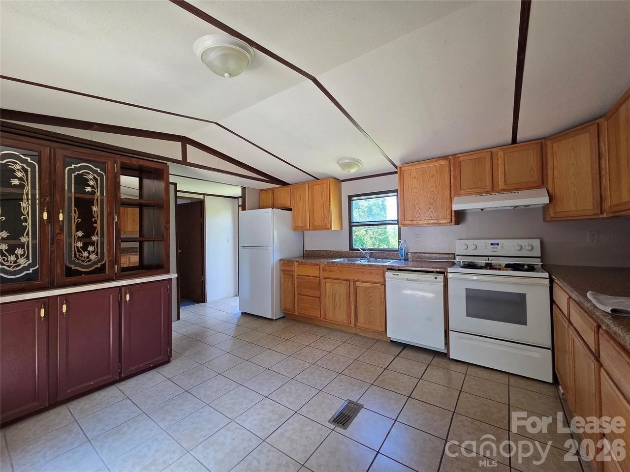 201 Ratchford Farm Rd - Photo 5 of 26