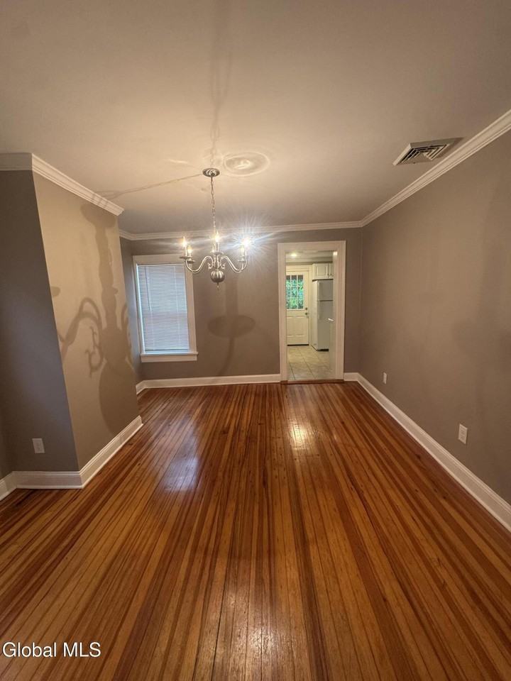 126 N College St #2 - Photo 3 of 14
